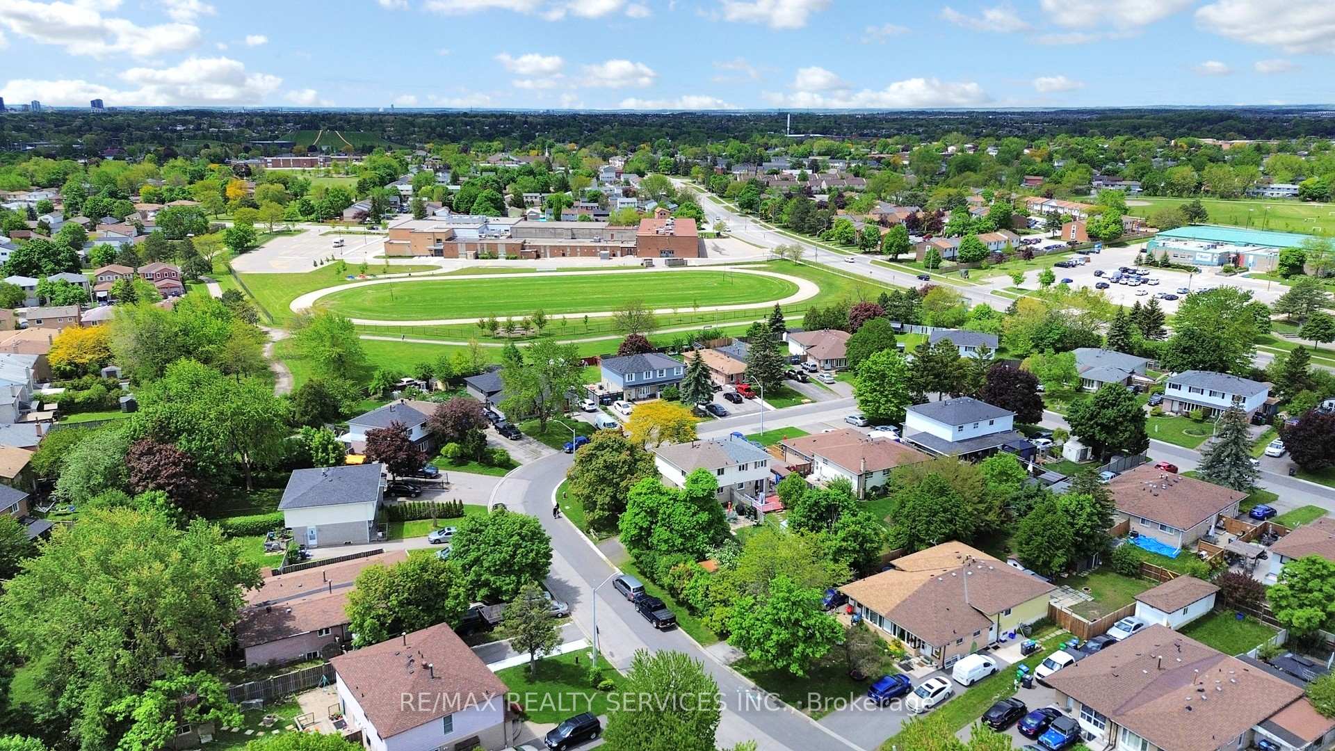 Photo 36 of 29 Gulliver Crescent, Brampton, Northgate — HOMEH