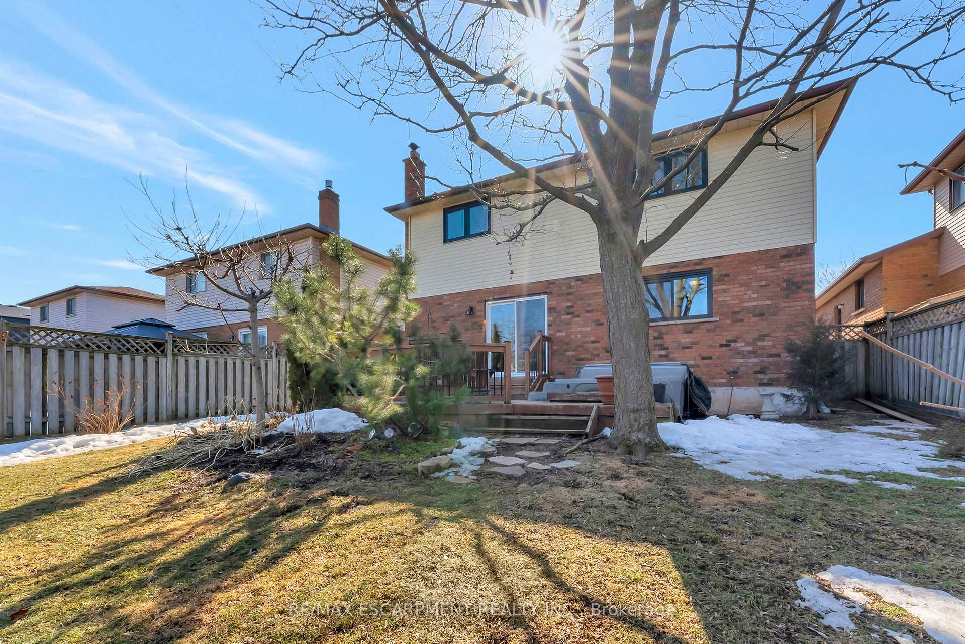 Photo 24 of 2202 Donald Road, Burlington, Headon — HOMEH