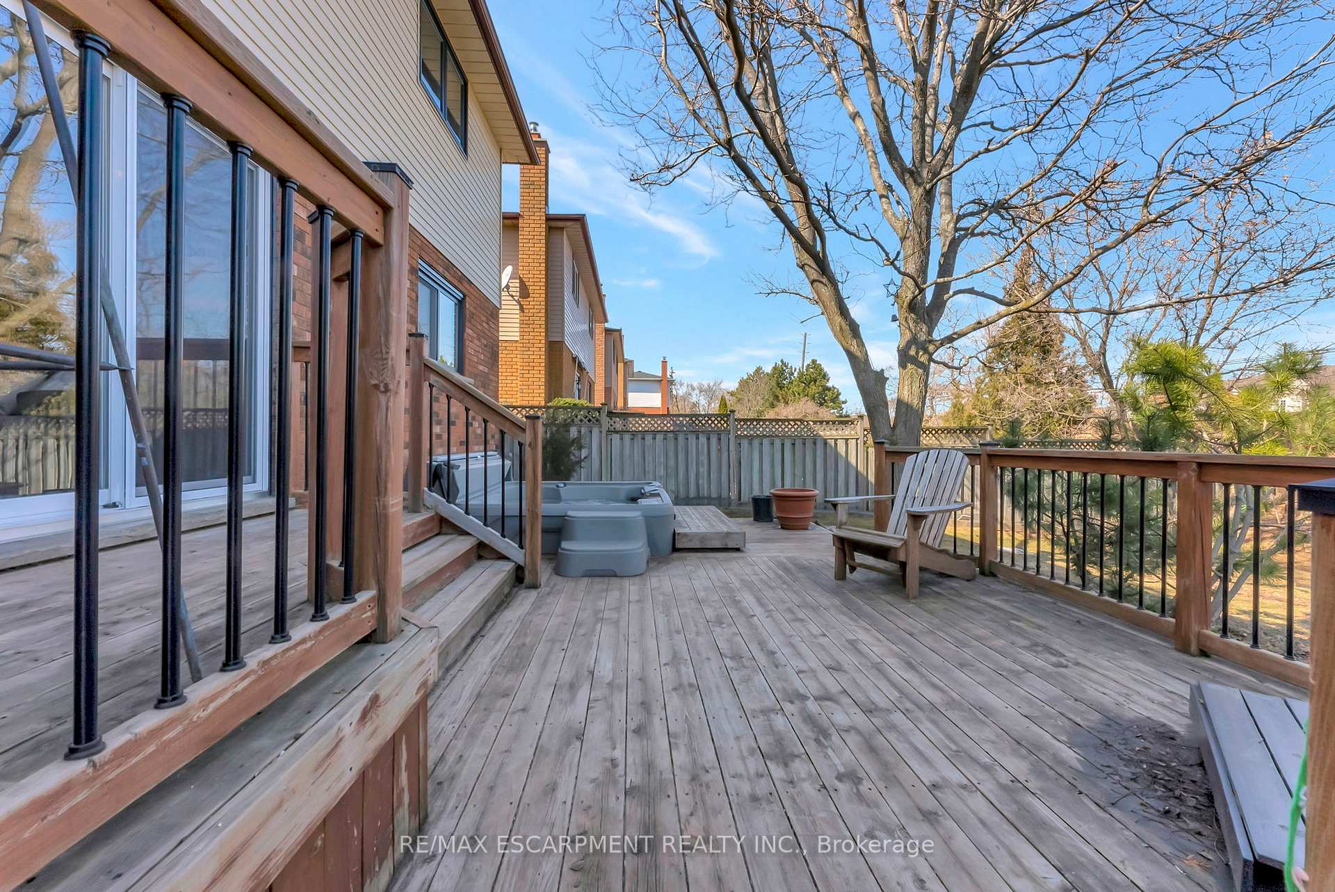 Photo 25 of 2202 Donald Road, Burlington, Headon — HOMEH