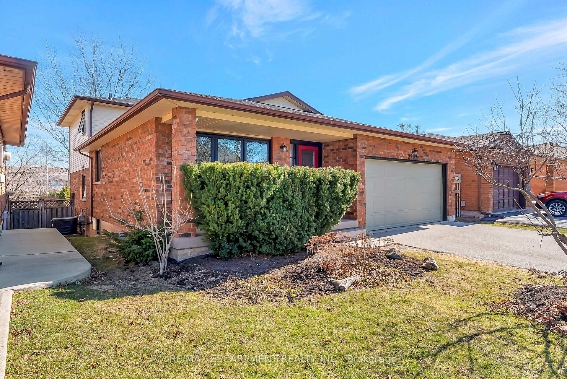 Photo 27 of 2202 Donald Road, Burlington, Headon — HOMEH