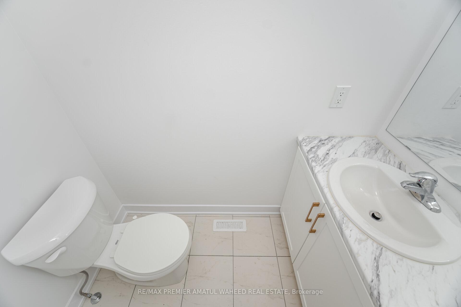 Photo 20 of 238 Prince William Way, Barrie, Rural Barrie Southeast — HOMEH