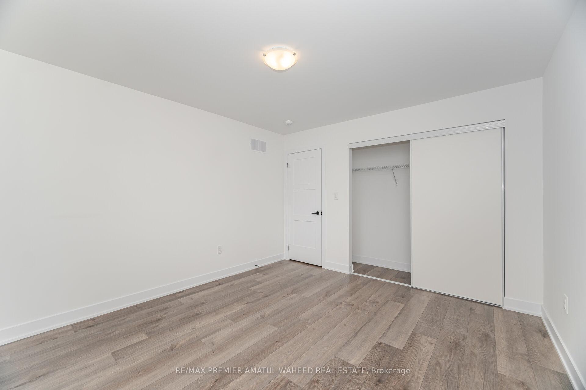 Photo 33 of 238 Prince William Way, Barrie, Rural Barrie Southeast — HOMEH