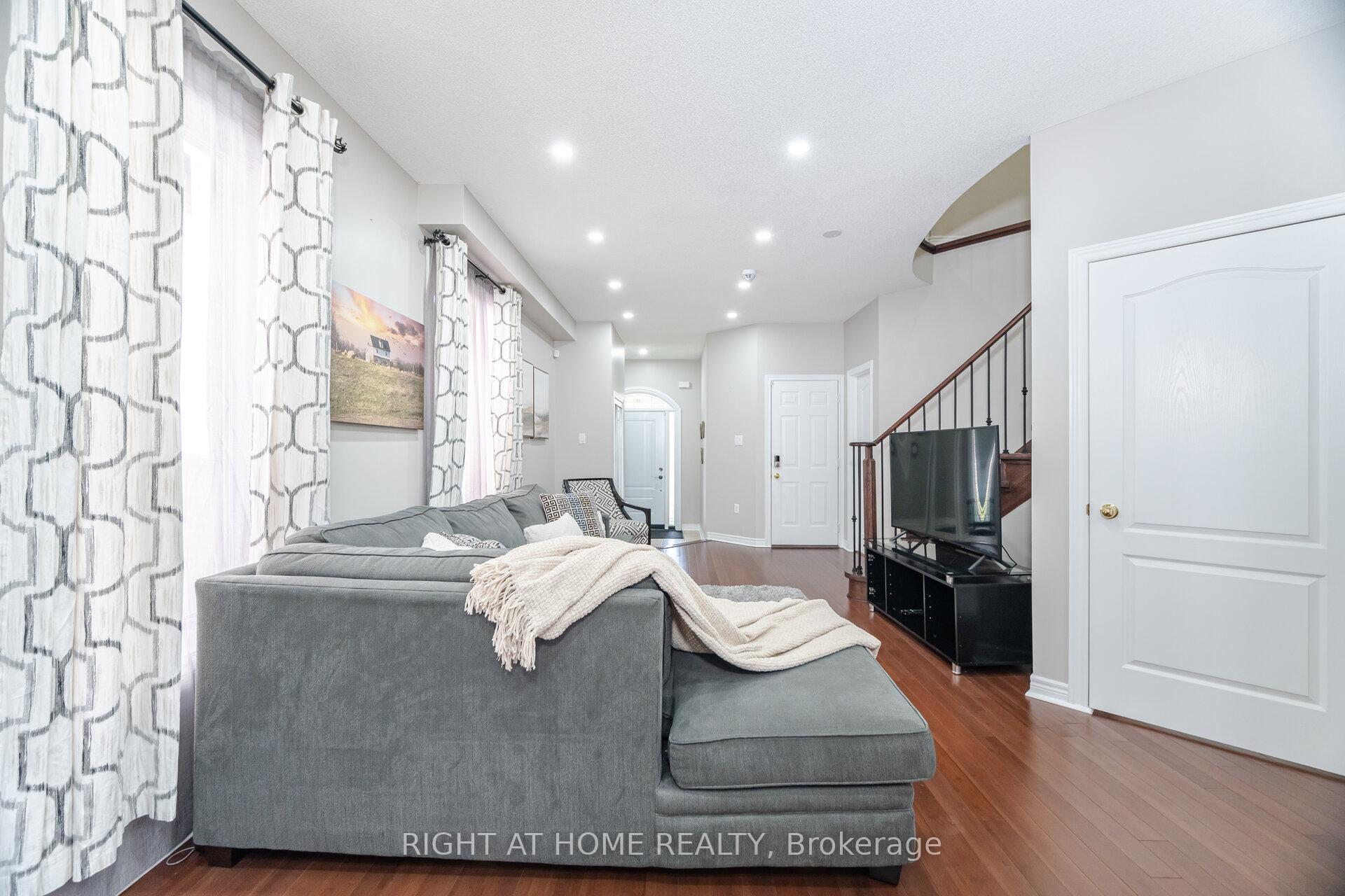 Photo 3 of 16 Silent Pond Crescent, Brampton, Madoc — HOMEH
