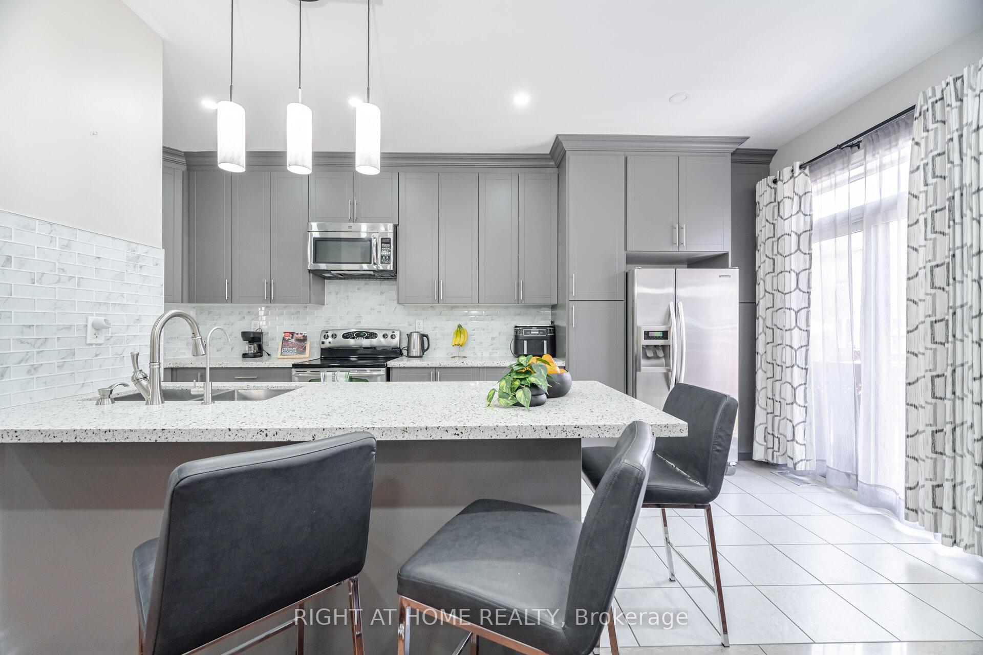 Photo 7 of 16 Silent Pond Crescent, Brampton, Madoc — HOMEH