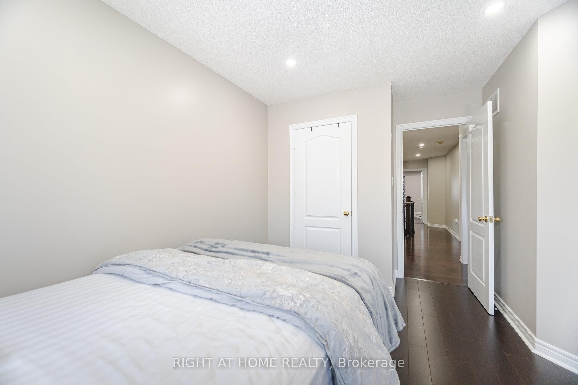 Photo 13 of 16 Silent Pond Crescent, Brampton, Madoc — HOMEH