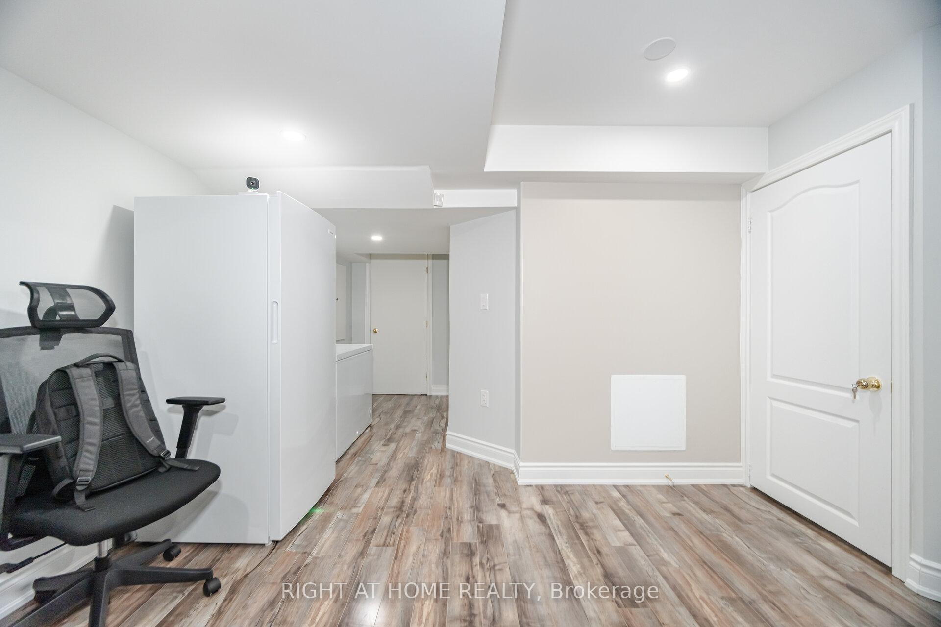Photo 27 of 16 Silent Pond Crescent, Brampton, Madoc — HOMEH