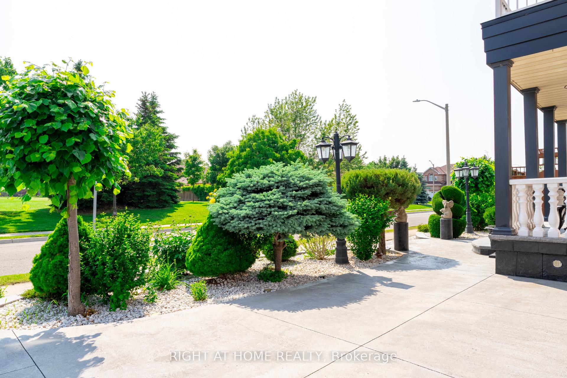 Photo 15 of 15 Tournament Drive, Brampton, Snelgrove — HOMEH