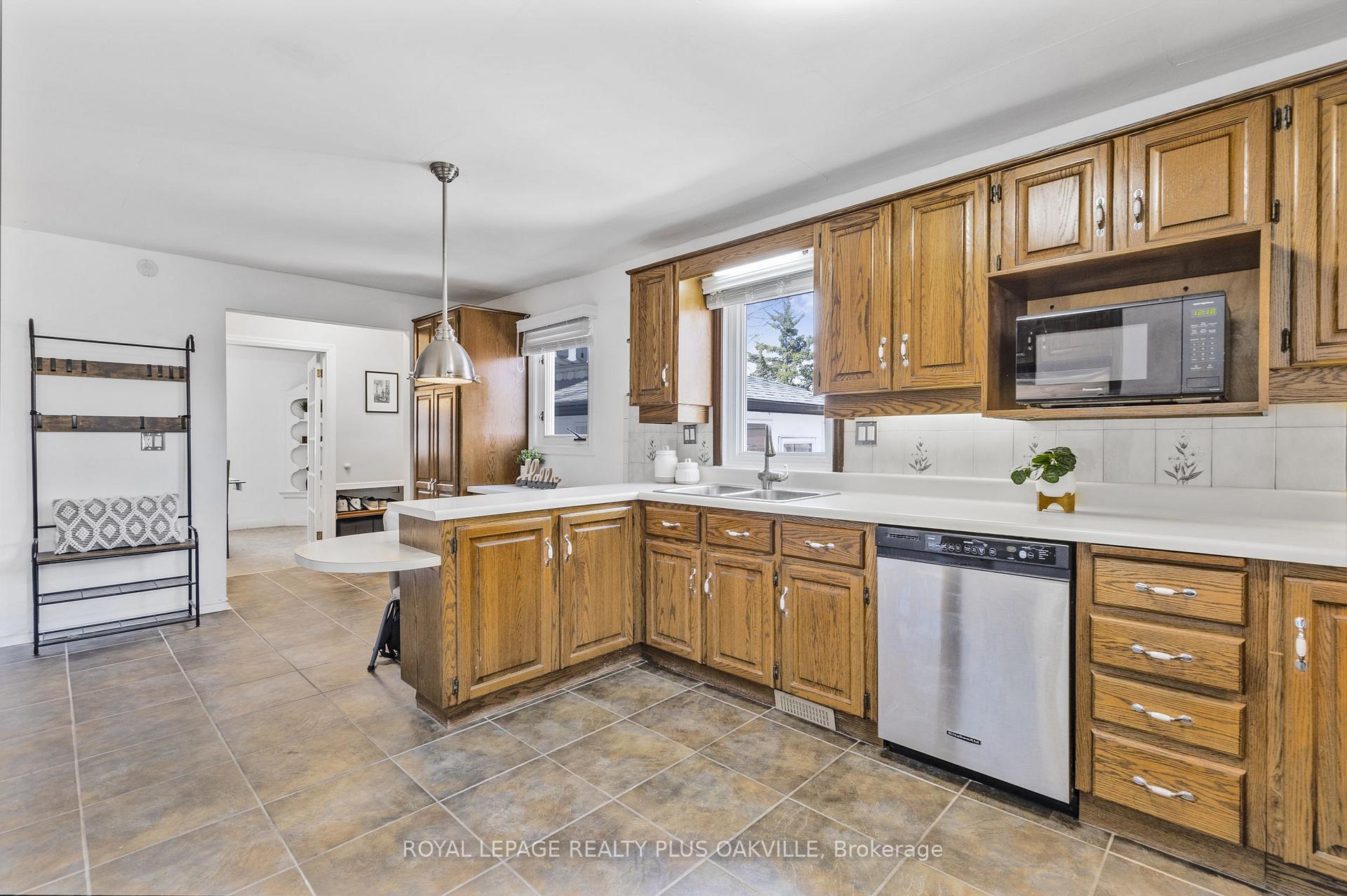 Photo 22 of 2 Westcliffe Avenue, Hamilton, Westcliffe — HOMEH
