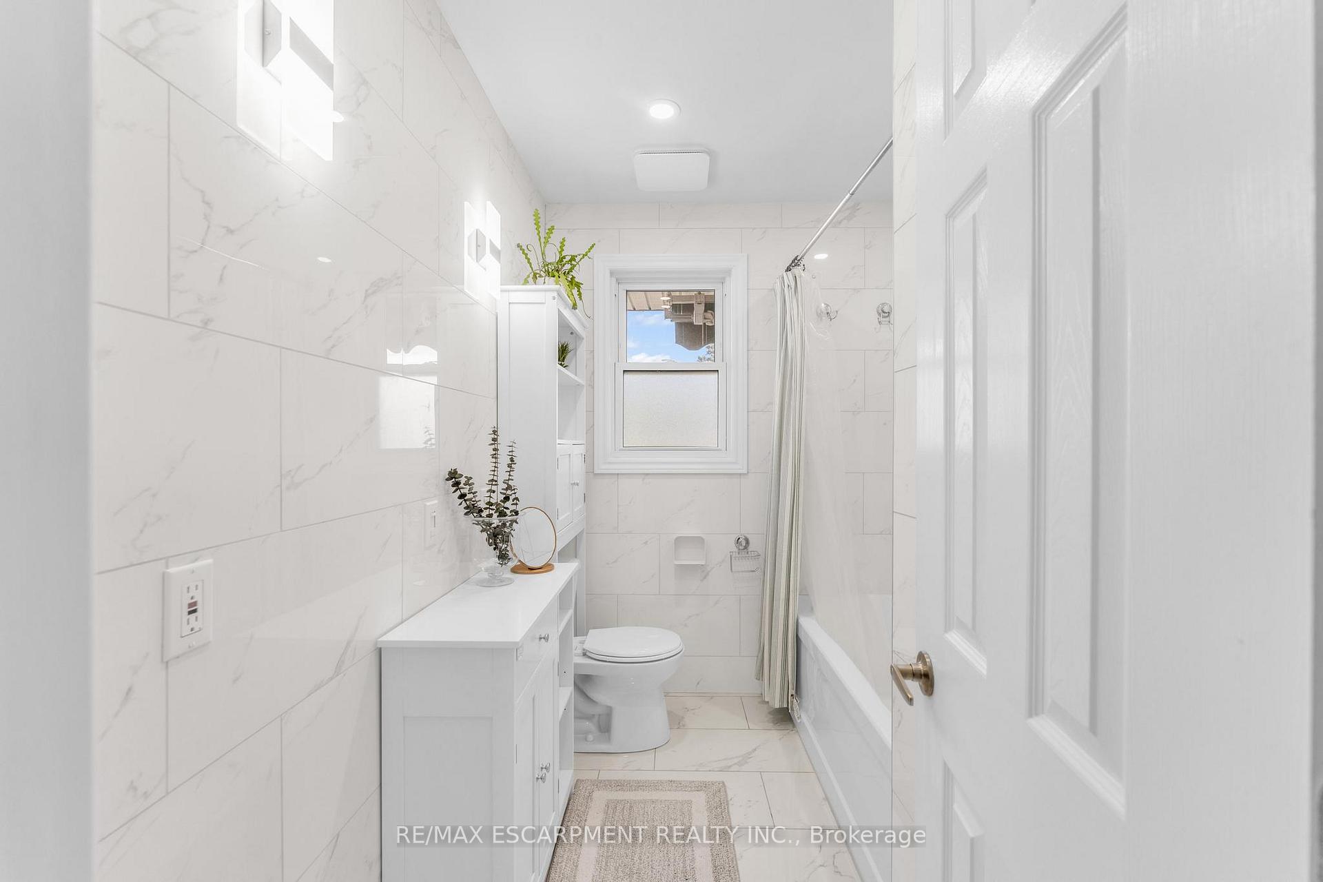 Photo 13 of 75 Cloverdale Avenue, Hamilton, Rosedale — HOMEH