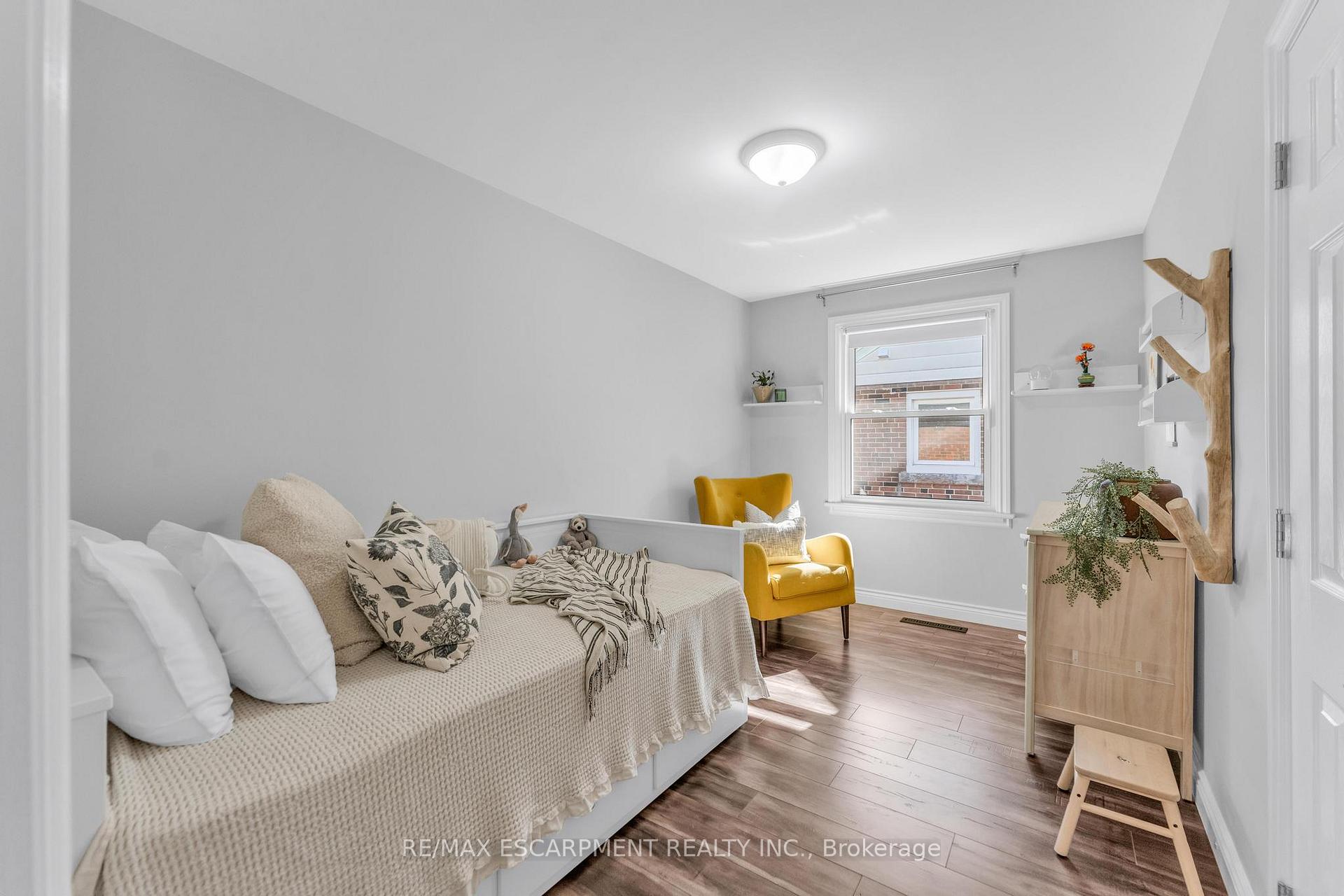 Photo 21 of 75 Cloverdale Avenue, Hamilton, Rosedale — HOMEH