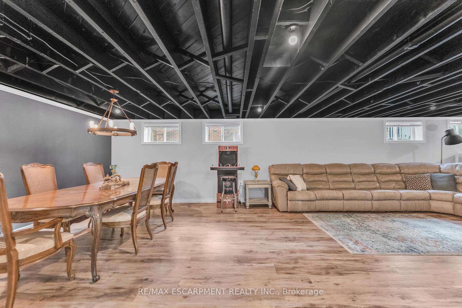 Photo 23 of 75 Cloverdale Avenue, Hamilton, Rosedale — HOMEH