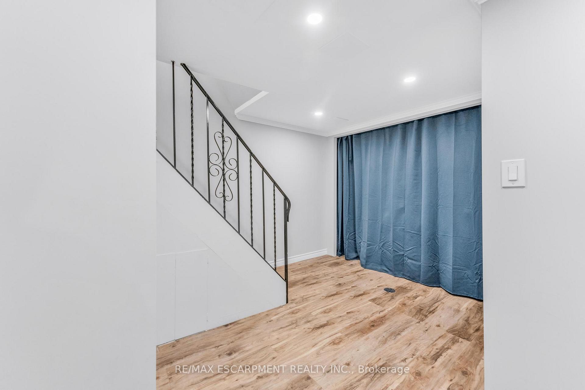 Photo 28 of 75 Cloverdale Avenue, Hamilton, Rosedale — HOMEH