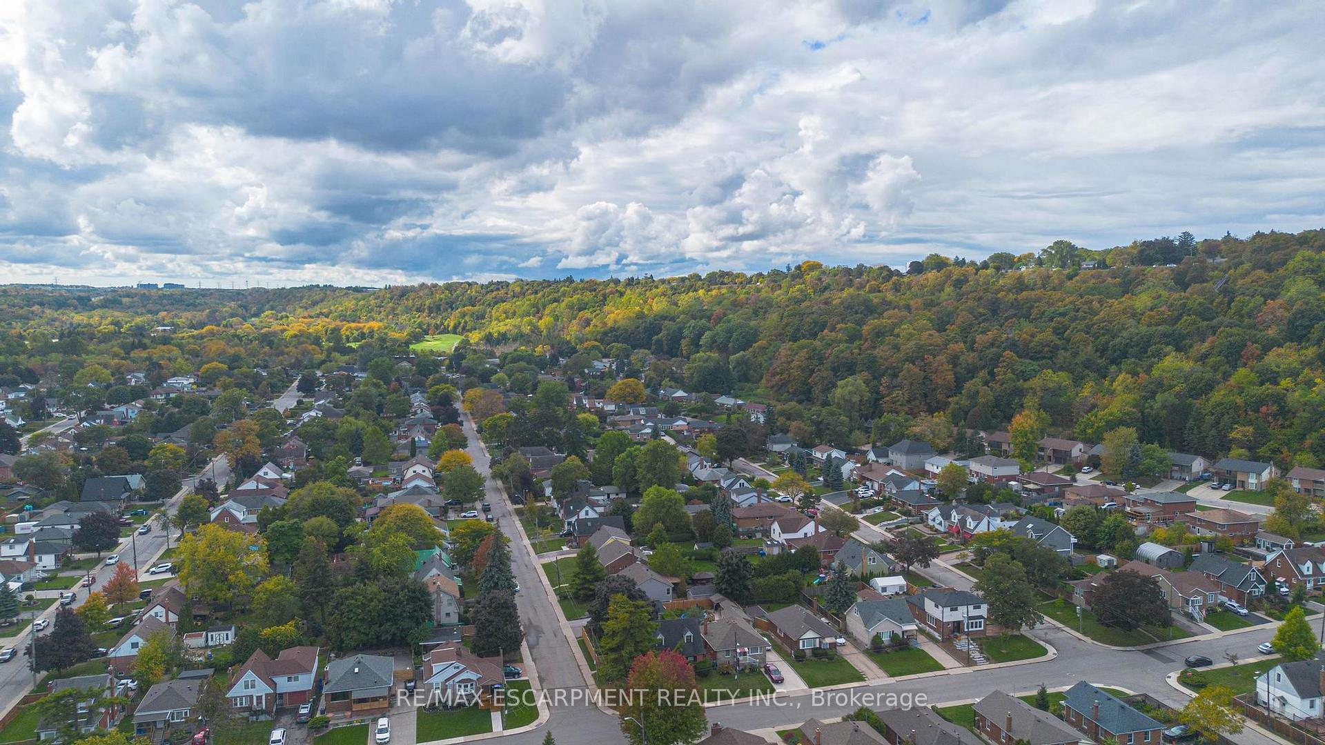 Photo 45 of 75 Cloverdale Avenue, Hamilton, Rosedale — HOMEH