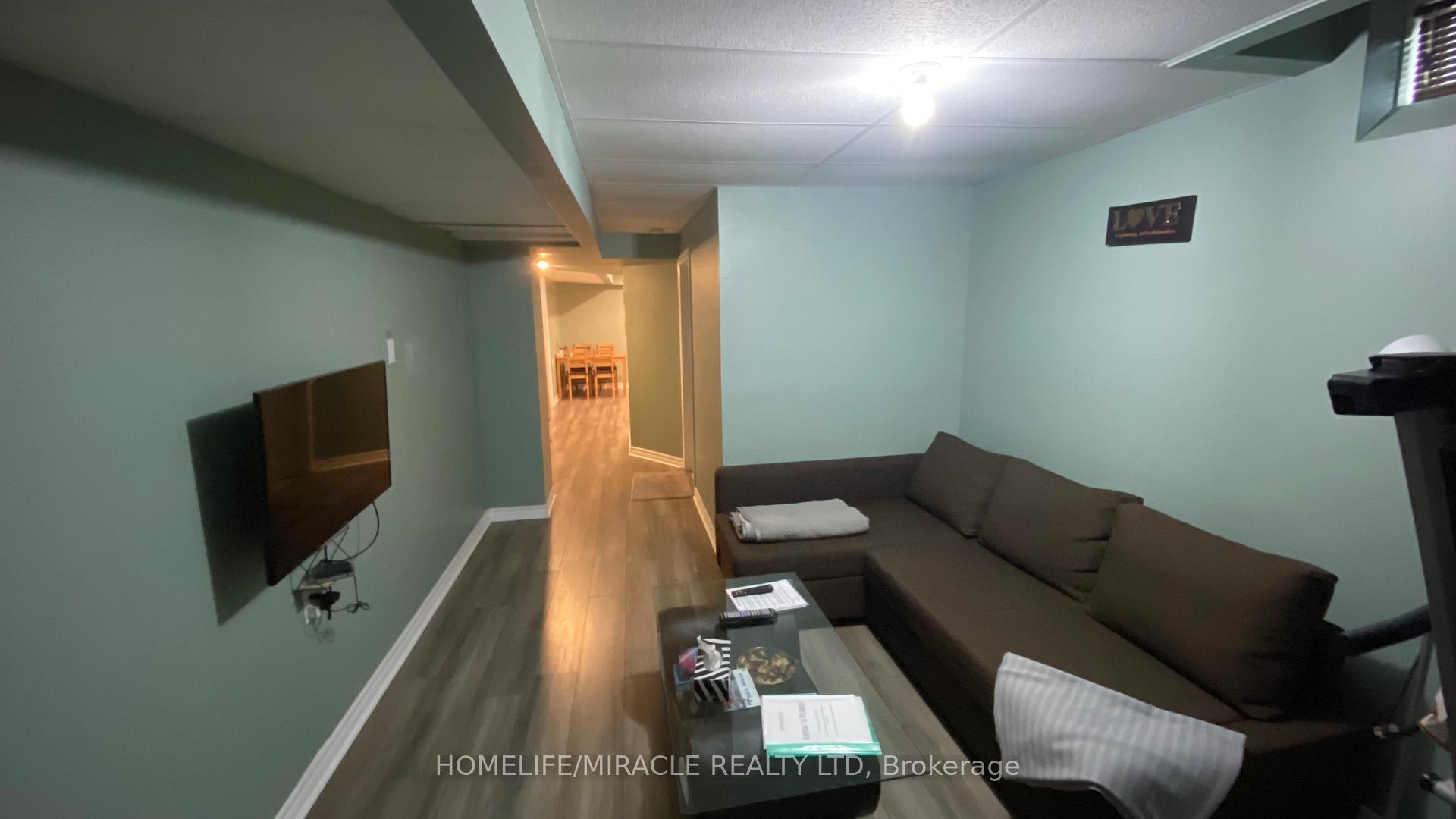 Photo 4 of Unit #basement, 9 Fairhill Avenue, Brampton, Fletcher's Meadow — HOMEH