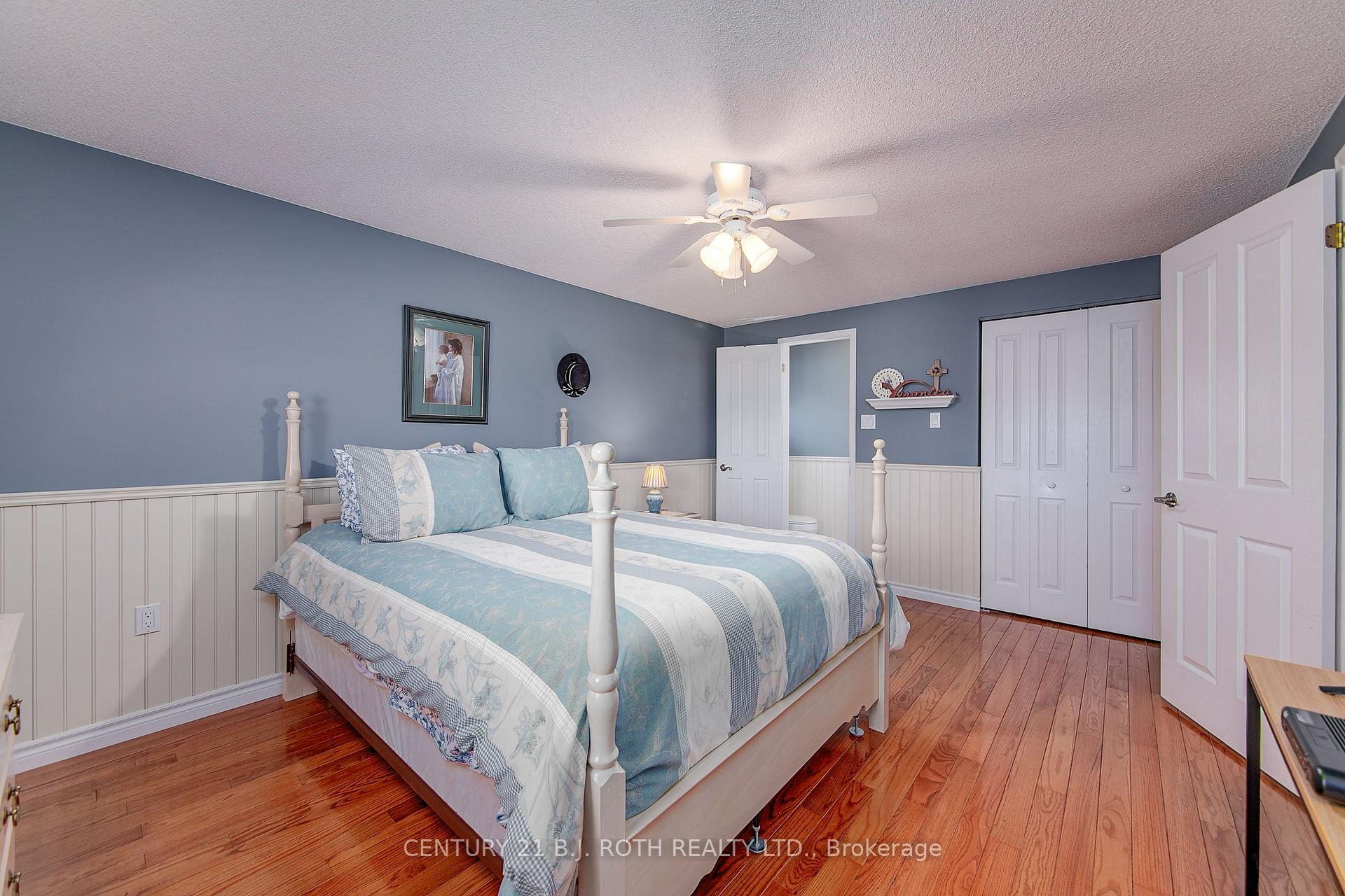 Photo 33 of 57 Finlay Road, Barrie, West Bayfield — HOMEH