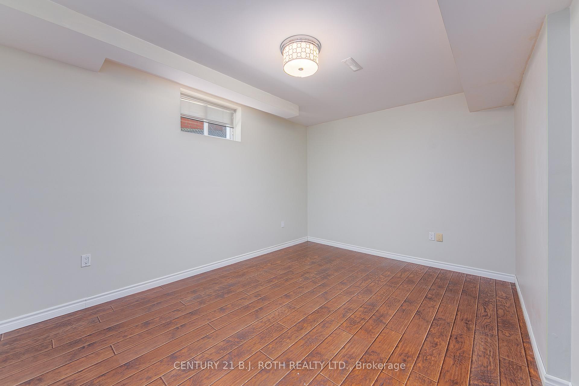 Photo 43 of 57 Finlay Road, Barrie, West Bayfield — HOMEH