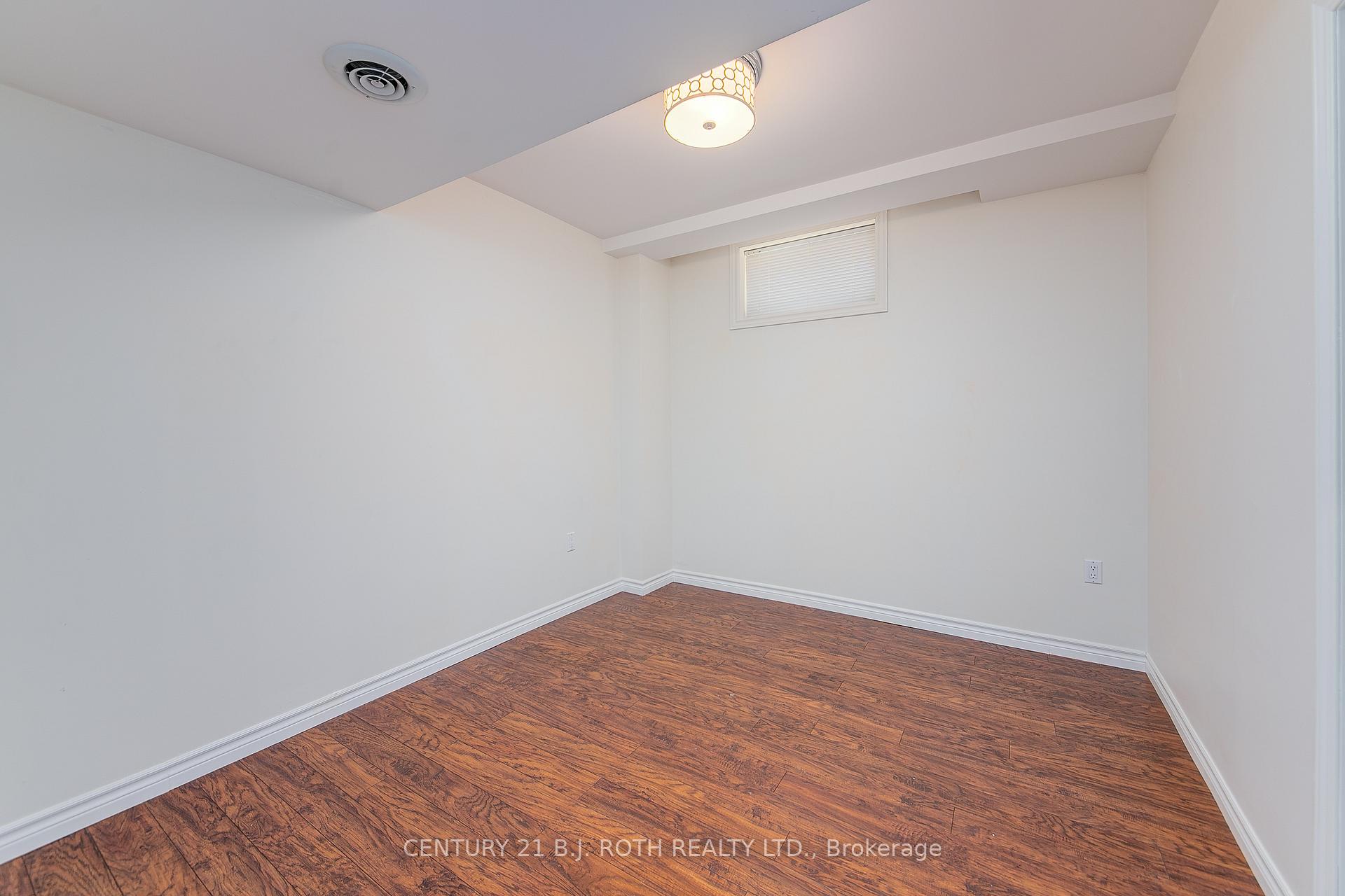 Photo 45 of 57 Finlay Road, Barrie, West Bayfield — HOMEH