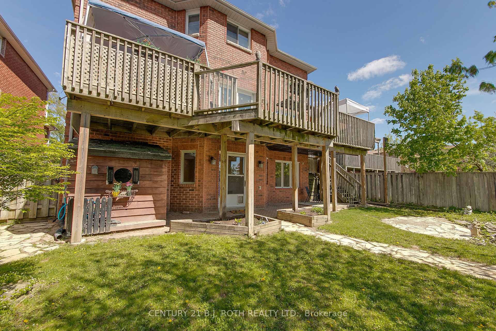 Photo 49 of 57 Finlay Road, Barrie, West Bayfield — HOMEH
