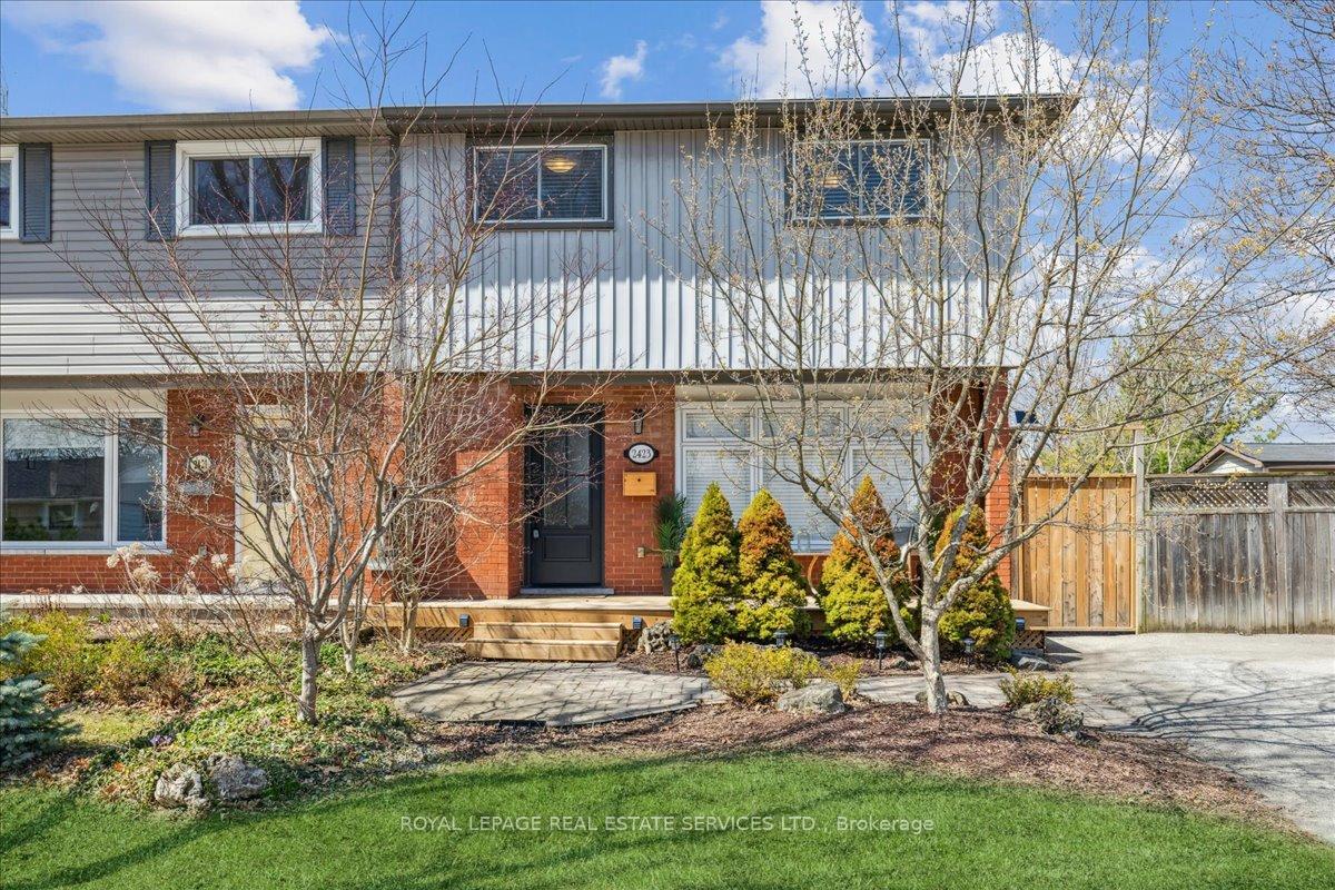Photo 1 of 2423 Mount Forest Drive, Burlington, Mountainside — HOMEH
