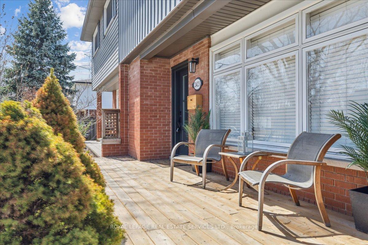 Photo 5 of 2423 Mount Forest Drive, Burlington, Mountainside — HOMEH