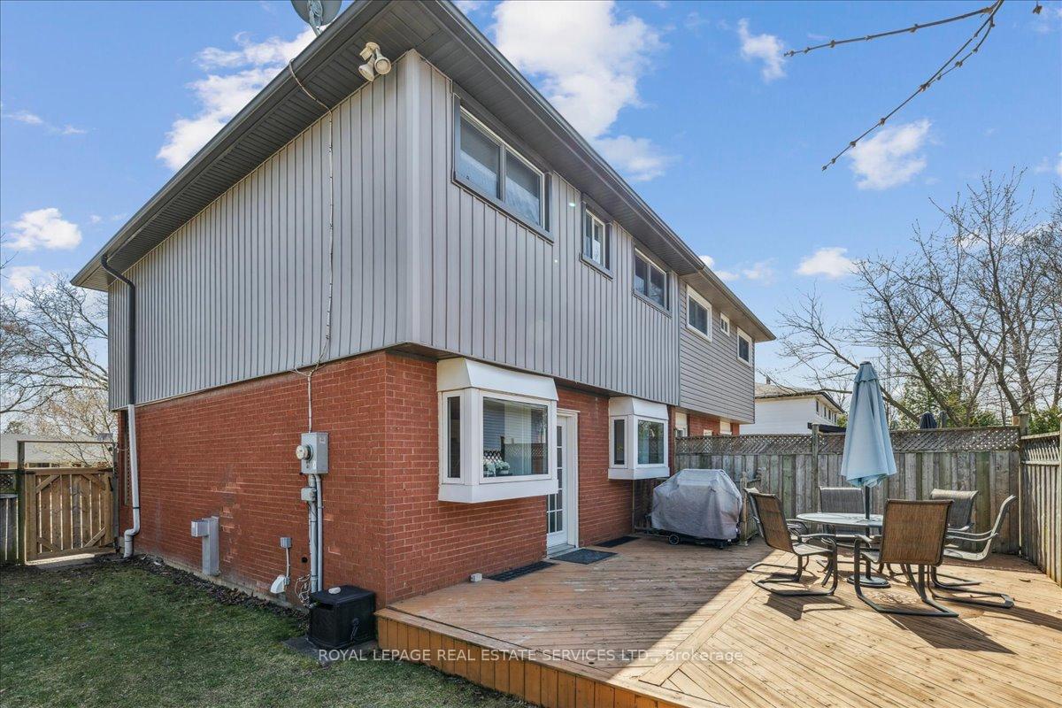 Photo 34 of 2423 Mount Forest Drive, Burlington, Mountainside — HOMEH