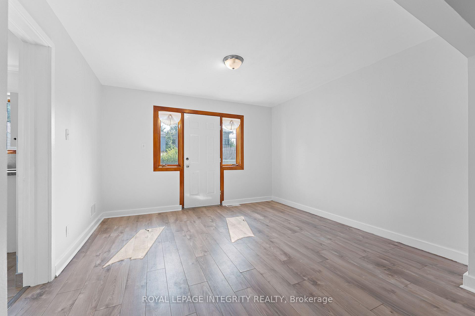 Photo 9 of 1350 Leaside Avenue, Ottawa, Carlington — HOMEH