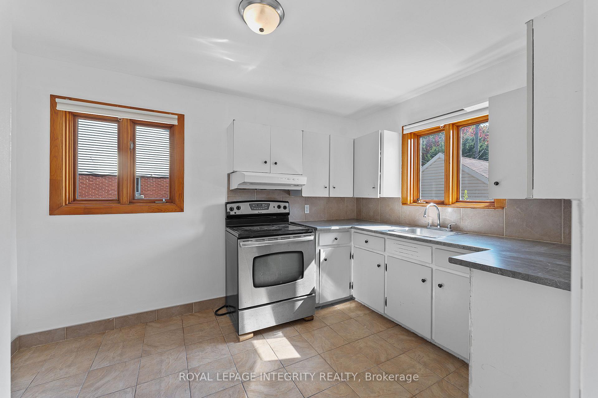 Photo 6 of 1350 Leaside Avenue, Ottawa, Carlington — HOMEH