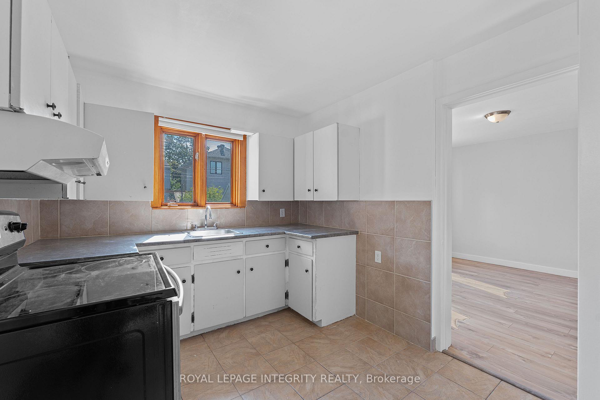Photo 13 of 1350 Leaside Avenue, Ottawa, Carlington — HOMEH