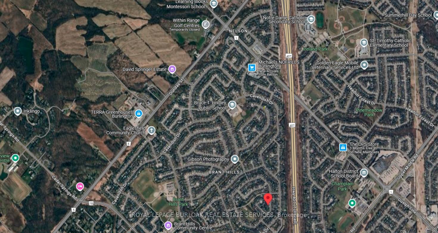 Photo 4 of 2353 Sinclair Circle, Burlington, Brant Hills — HOMEH