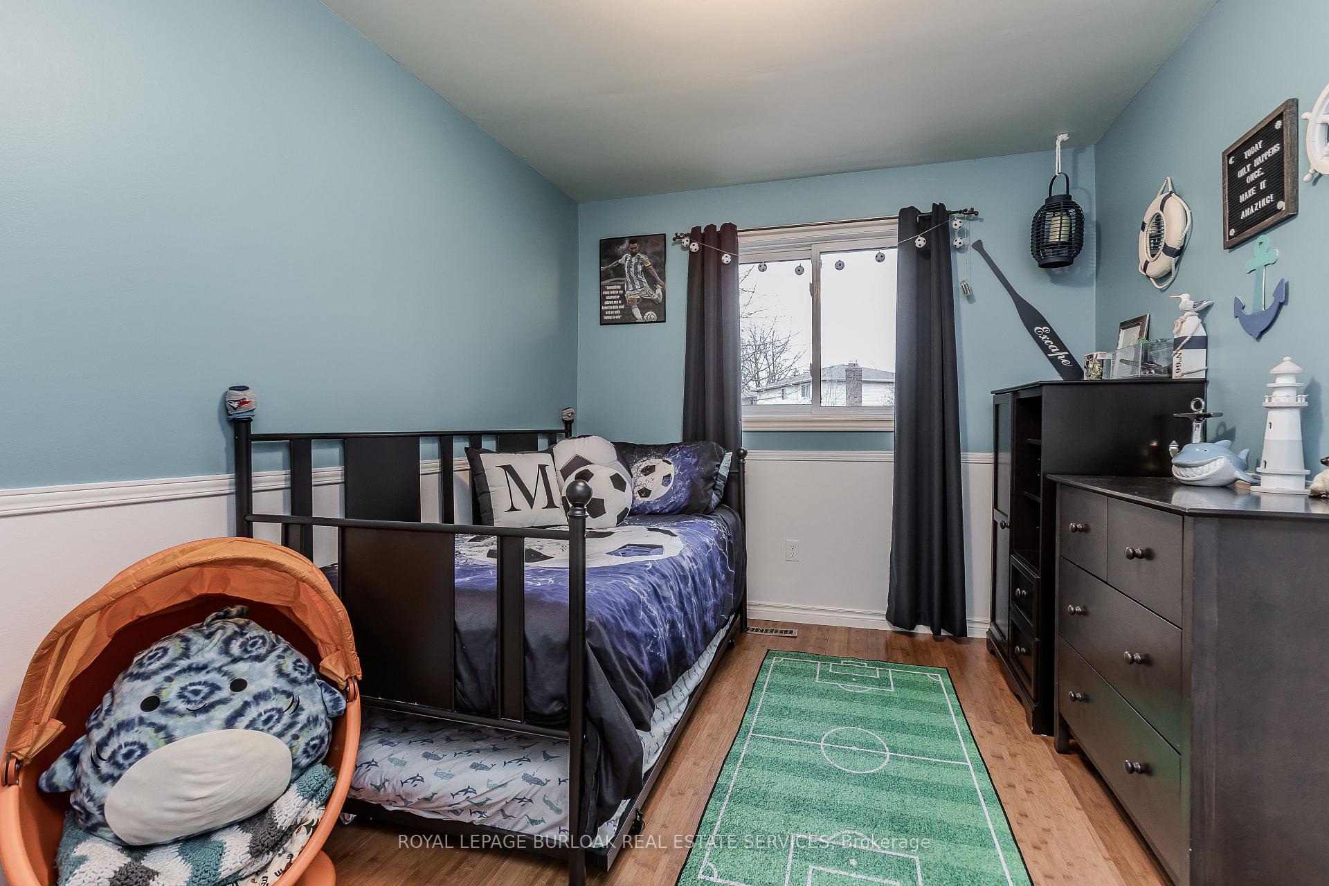 Photo 24 of 2353 Sinclair Circle, Burlington, Brant Hills — HOMEH