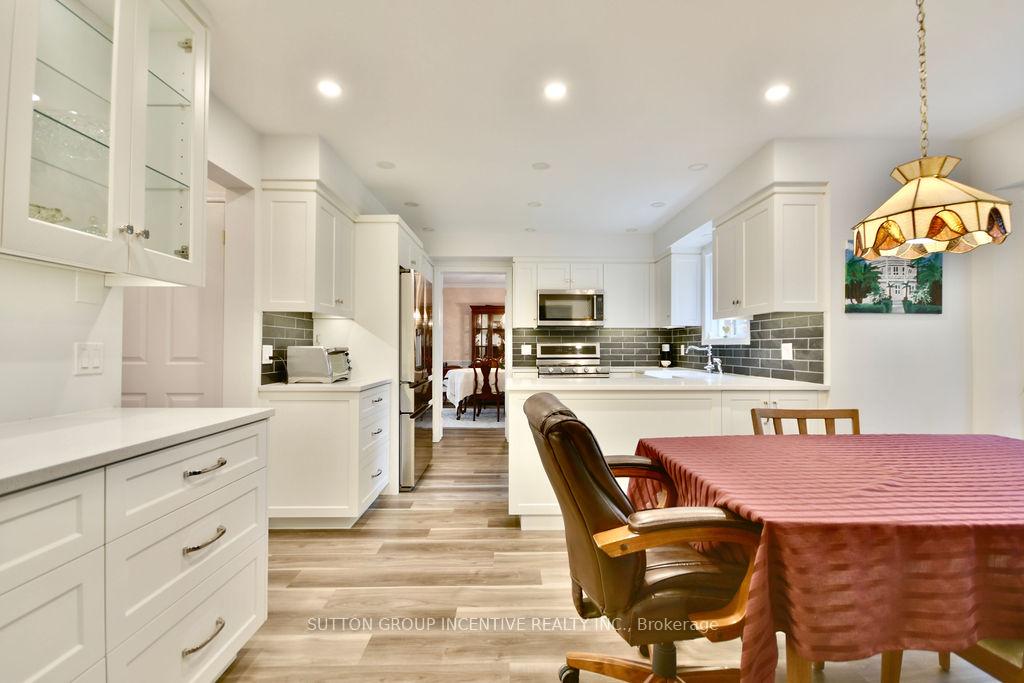 Photo 9 of 18 Valley Drive, Barrie, Sunnidale — HOMEH