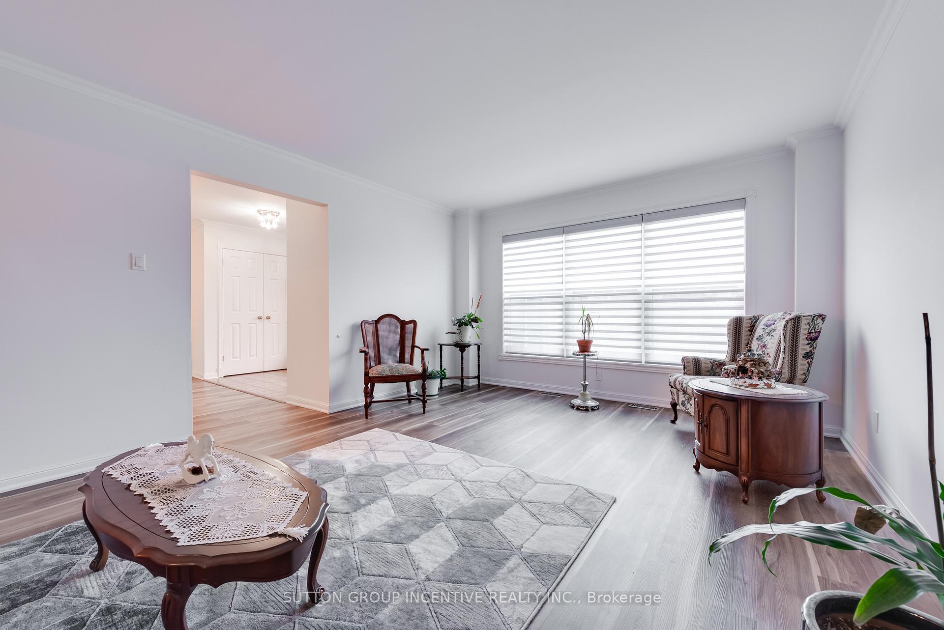 Photo 13 of 18 Valley Drive, Barrie, Sunnidale — HOMEH