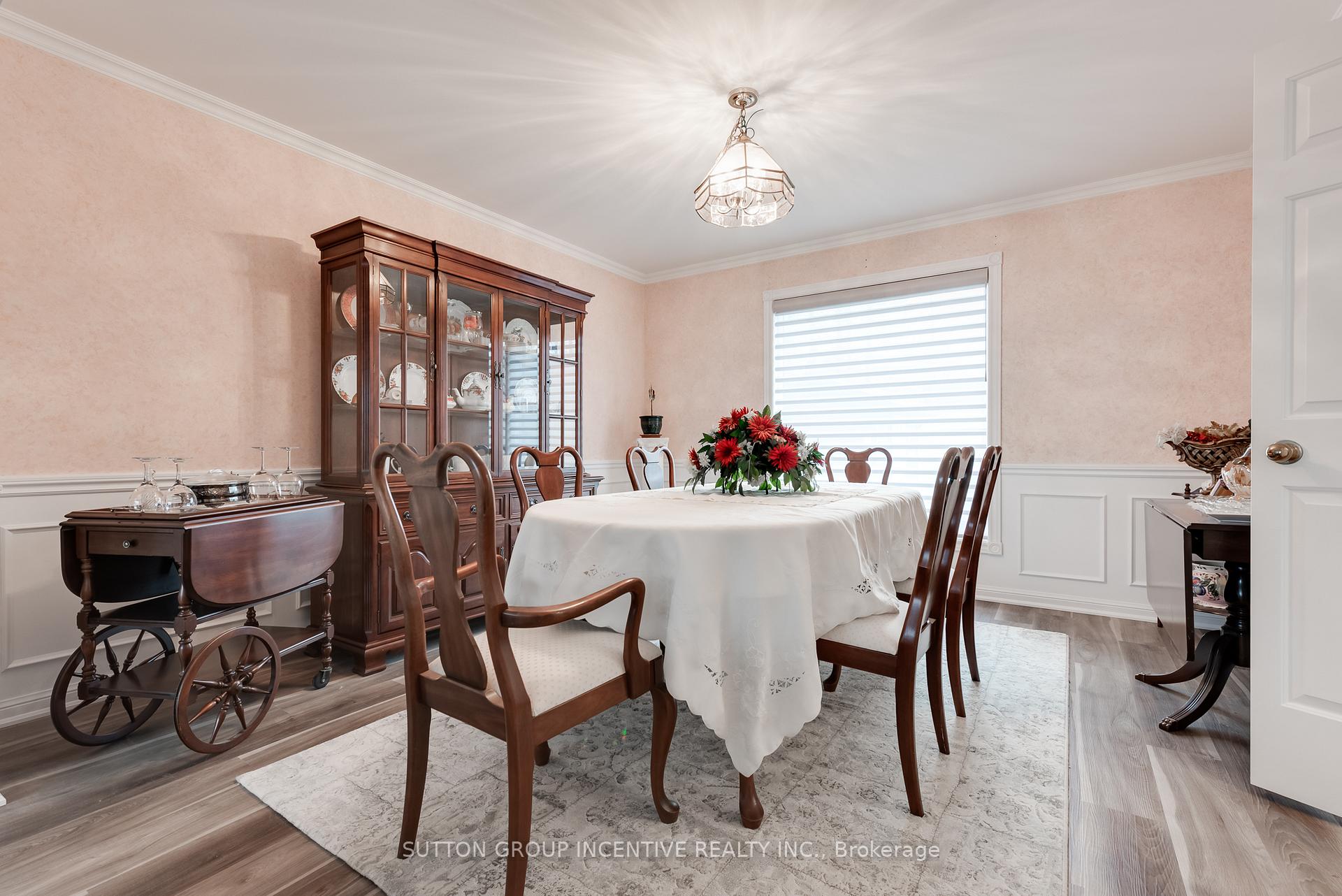 Photo 14 of 18 Valley Drive, Barrie, Sunnidale — HOMEH