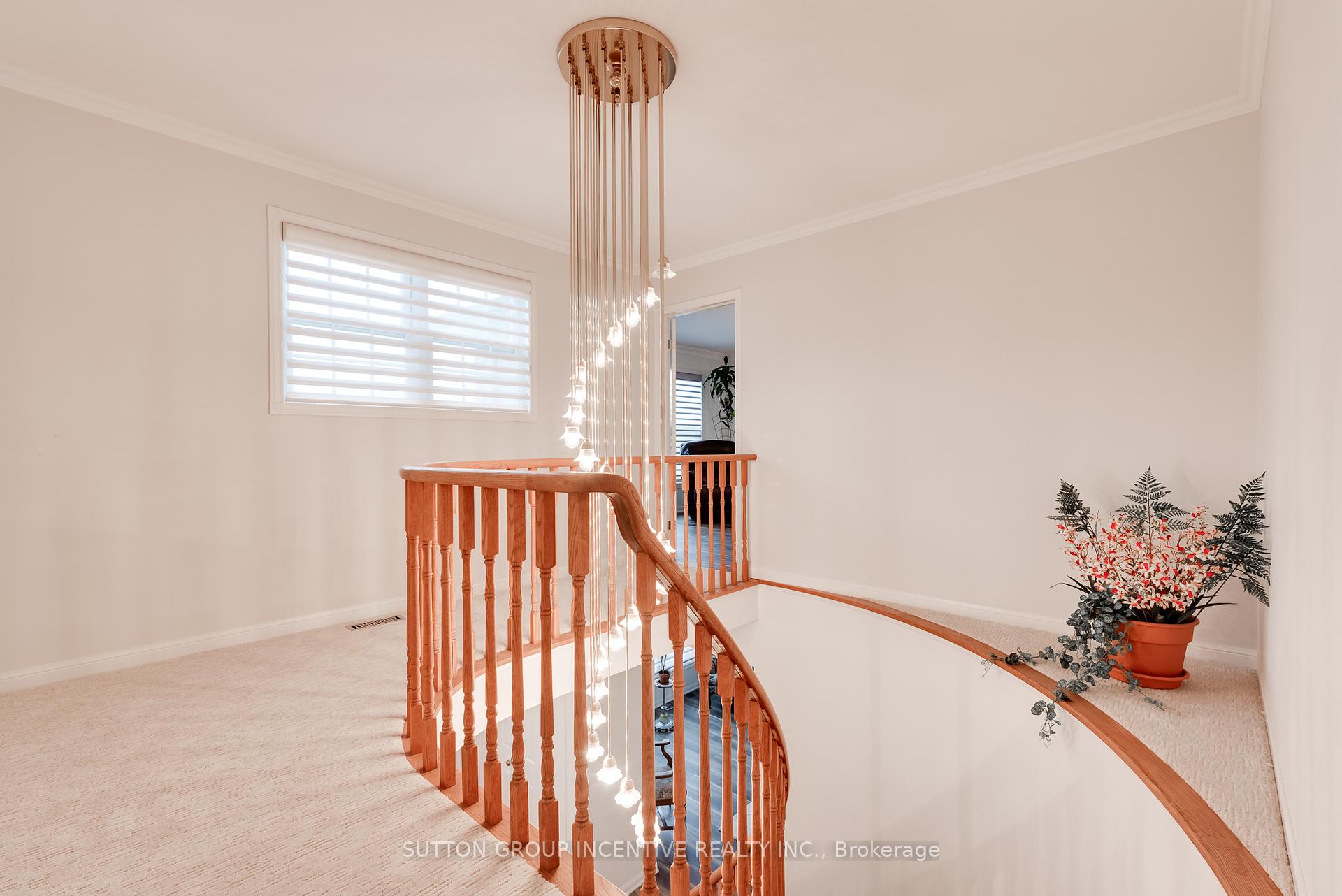 Photo 15 of 18 Valley Drive, Barrie, Sunnidale — HOMEH
