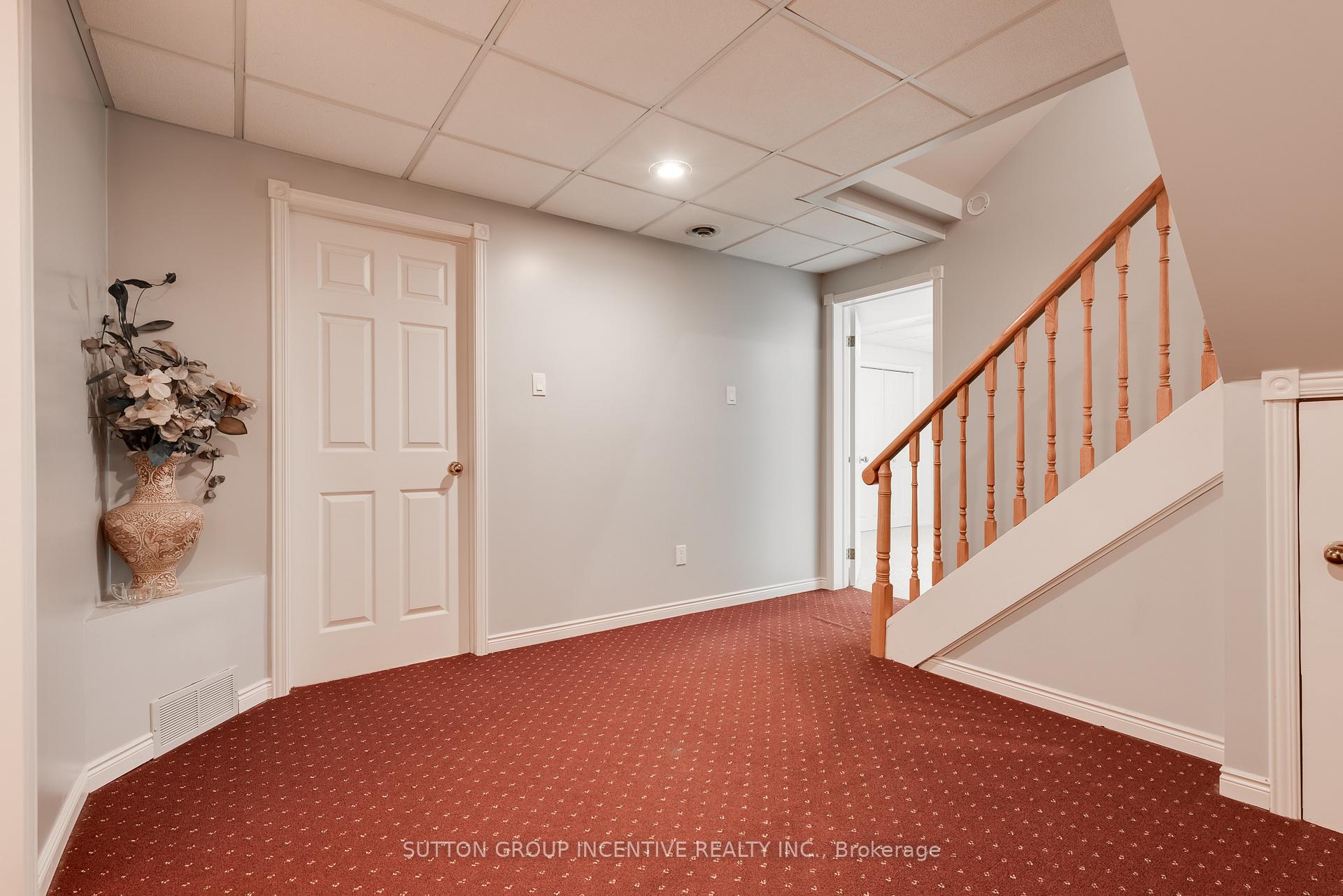 Photo 25 of 18 Valley Drive, Barrie, Sunnidale — HOMEH