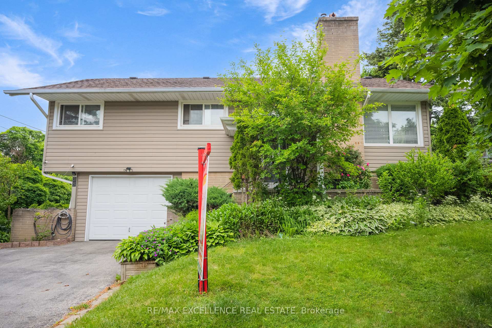 Photo 2 of 38 Eldomar Avenue, Brampton, Bram East — HOMEH