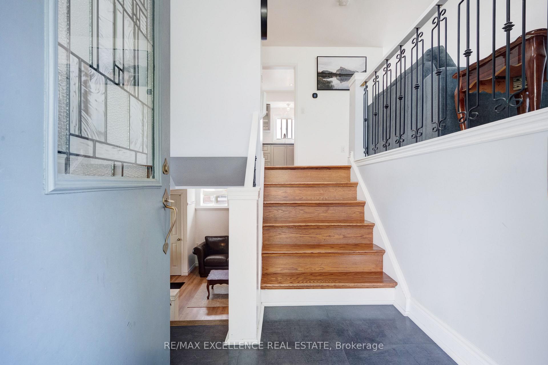 Photo 9 of 38 Eldomar Avenue, Brampton, Bram East — HOMEH