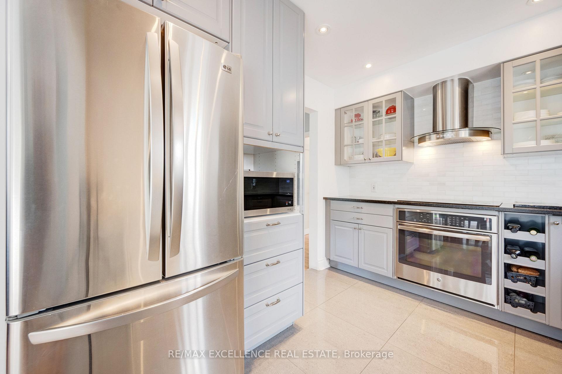 Photo 11 of 38 Eldomar Avenue, Brampton, Bram East — HOMEH