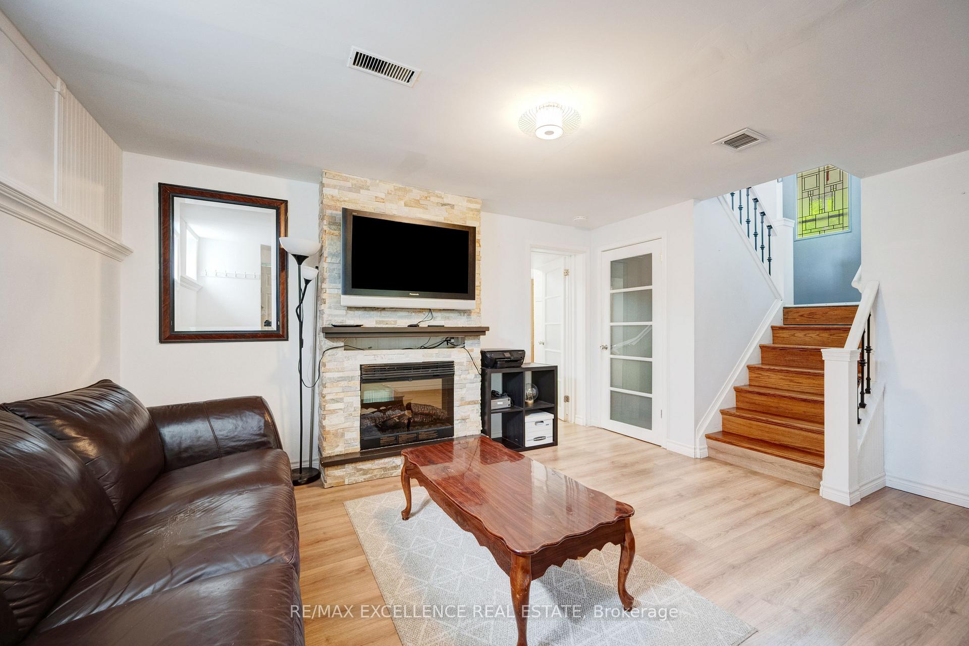 Photo 16 of 38 Eldomar Avenue, Brampton, Bram East — HOMEH