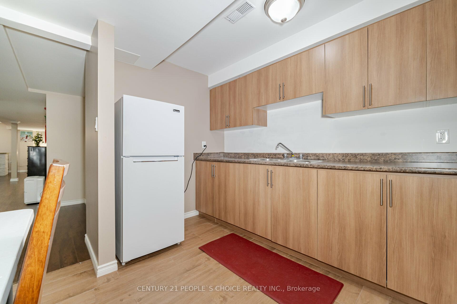 Photo 8 of Unit Bsmt, 41 Millhouse Mews, Brampton, Brampton West — HOMEH