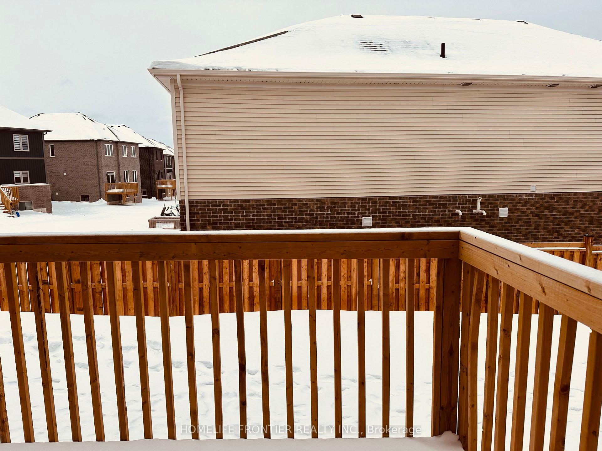 Photo 22 of 31 Hay Lane, Barrie, Rural Barrie Southeast — HOMEH
