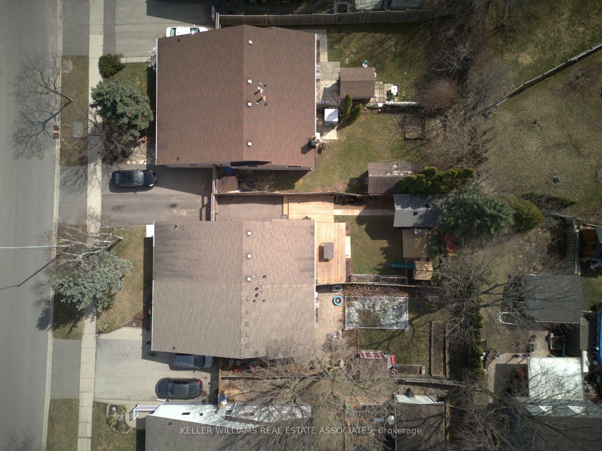 Photo 12 of 2310 Middlesmoor Crescent, Burlington, Brant Hills — HOMEH