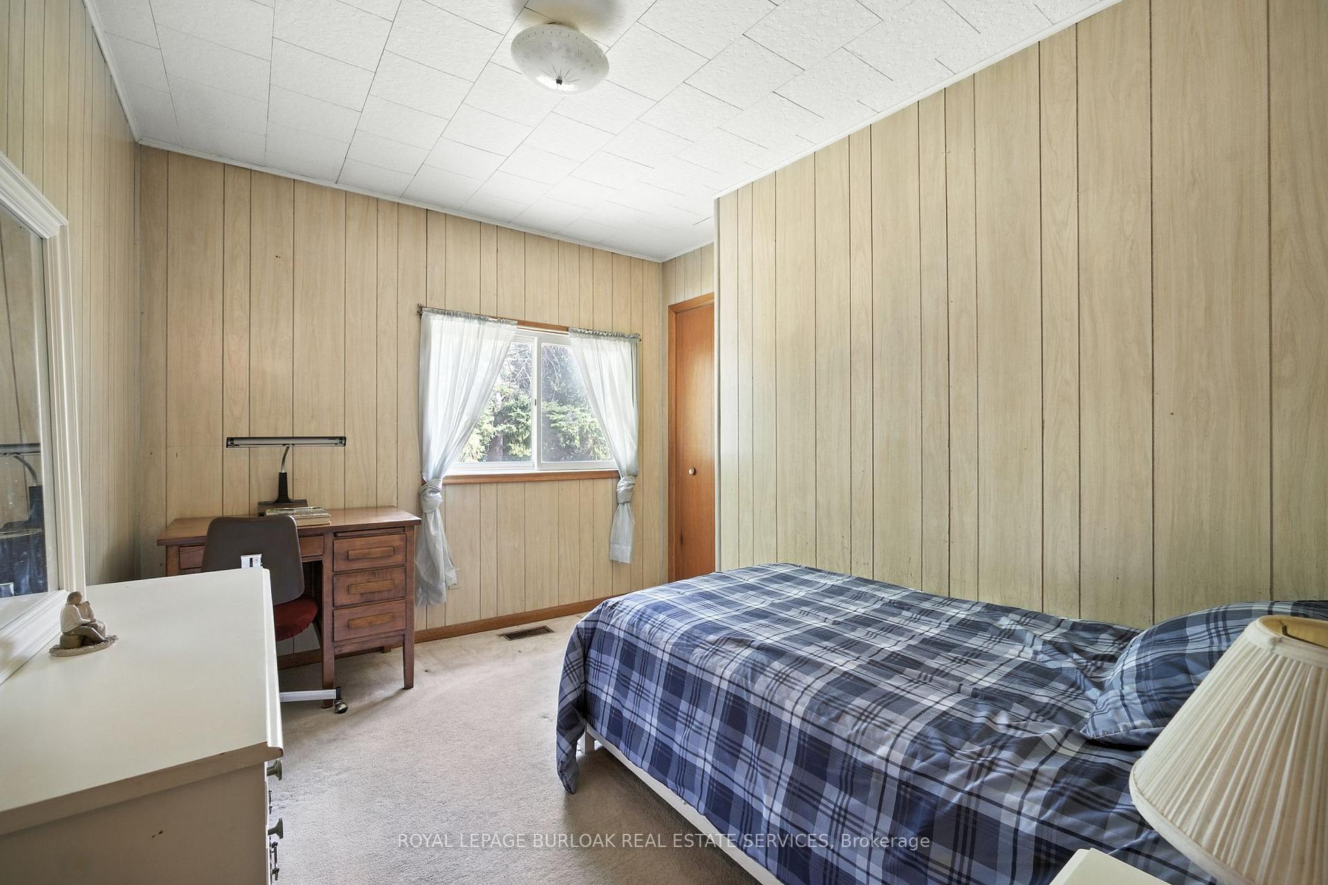 Photo 15 of 572 Parkside Drive, Hamilton, Rural Flamborough — HOMEH