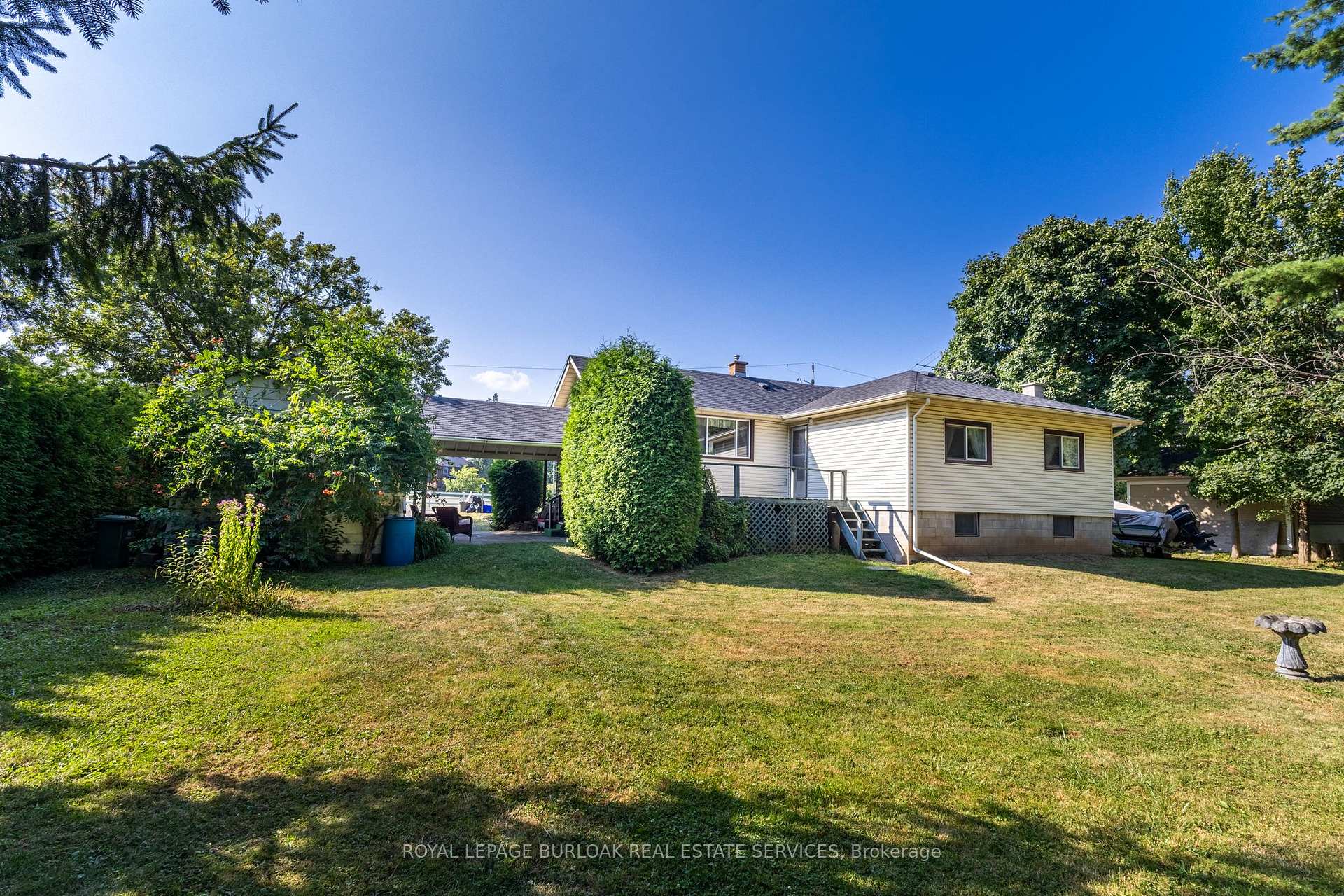 Photo 19 of 572 Parkside Drive, Hamilton, Rural Flamborough — HOMEH