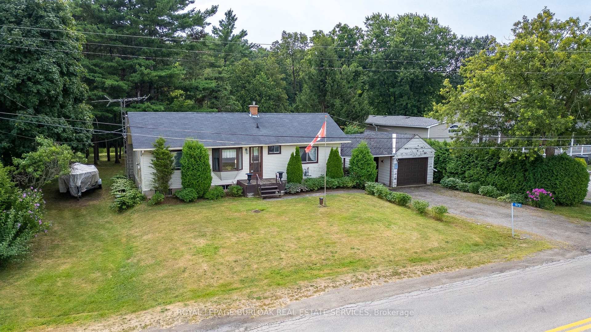 Photo 28 of 572 Parkside Drive, Hamilton, Rural Flamborough — HOMEH