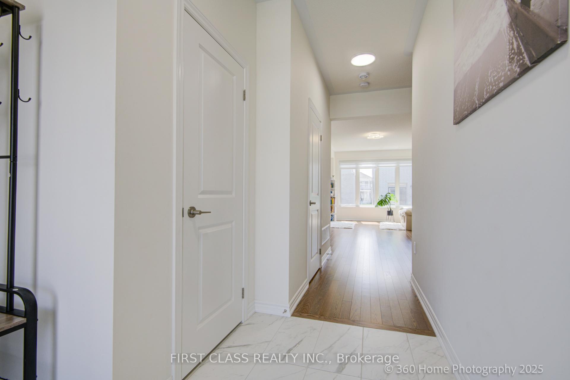 Photo 4 of 86 Shepherd Drive, Barrie, Rural Barrie Southeast — HOMEH