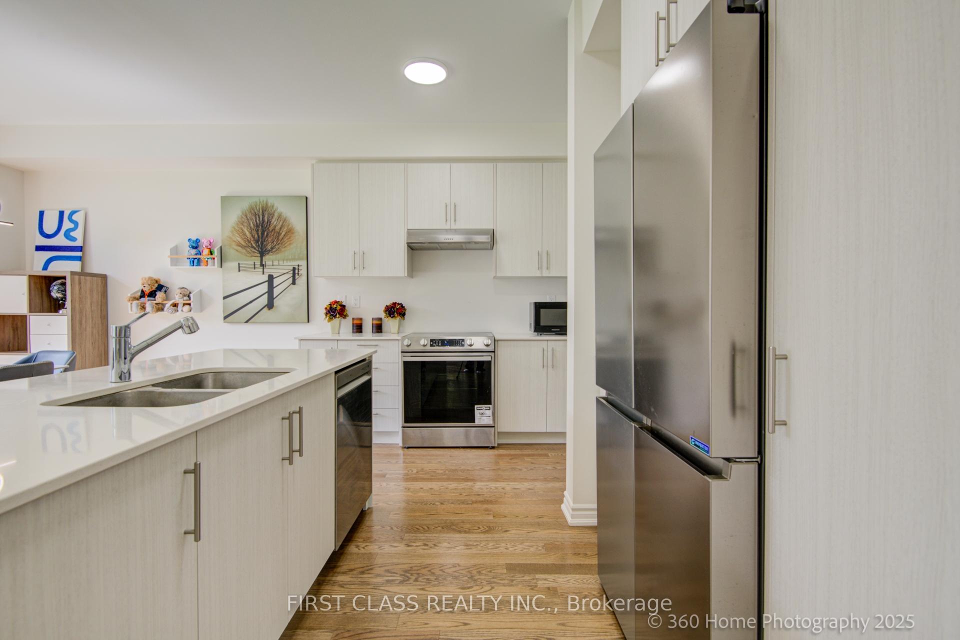 Photo 10 of 86 Shepherd Drive, Barrie, Rural Barrie Southeast — HOMEH