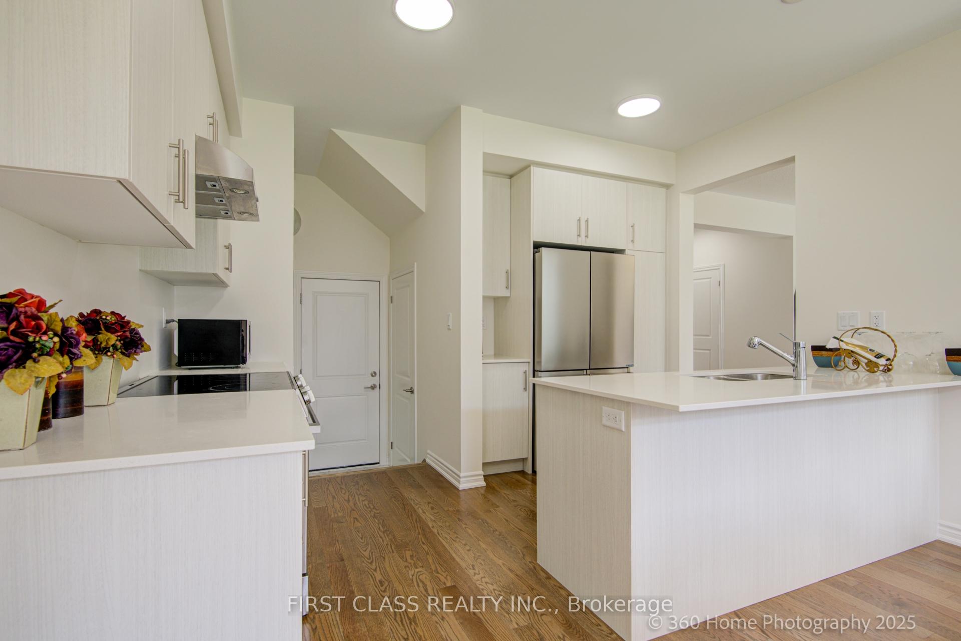 Photo 11 of 86 Shepherd Drive, Barrie, Rural Barrie Southeast — HOMEH