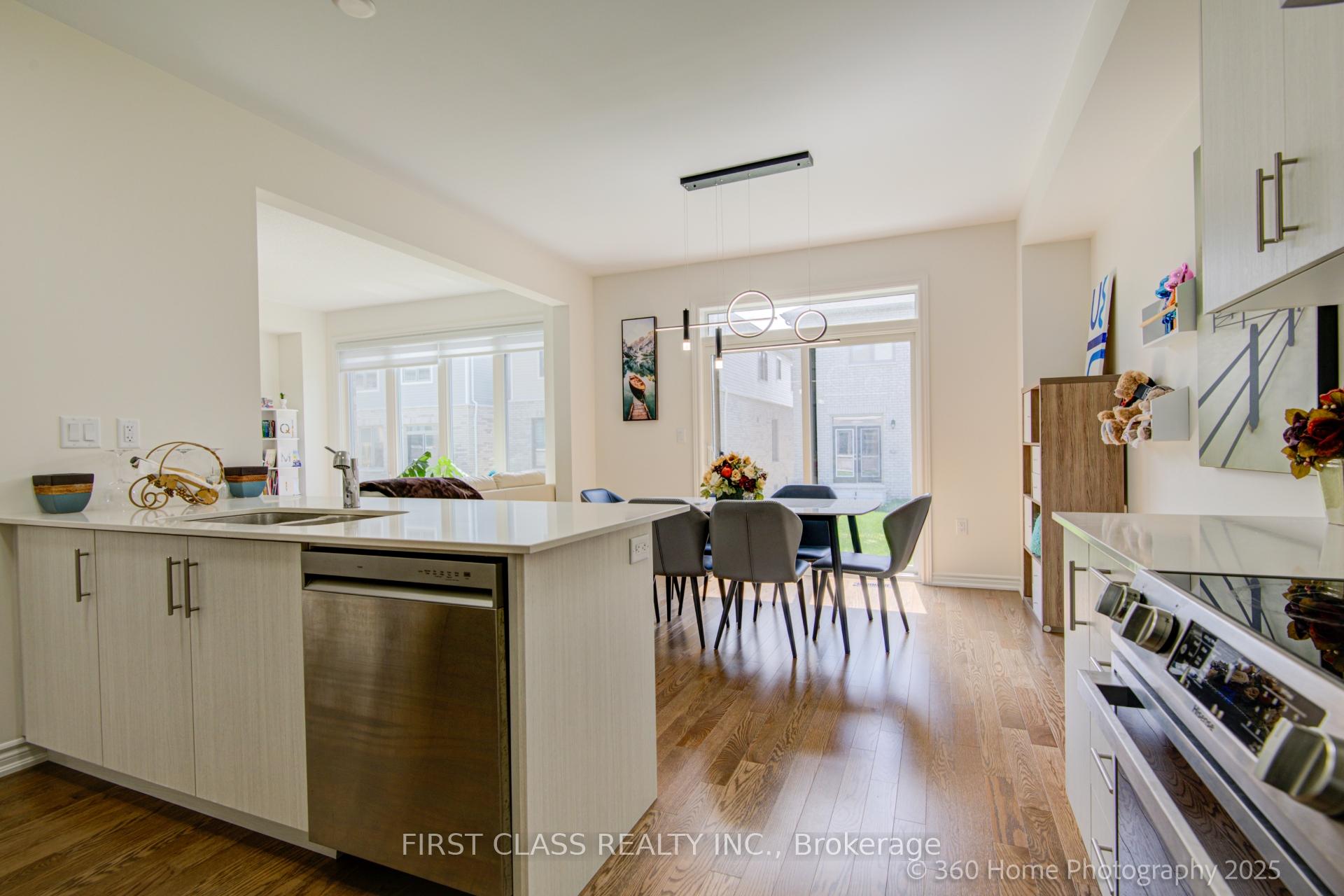Photo 12 of 86 Shepherd Drive, Barrie, Rural Barrie Southeast — HOMEH