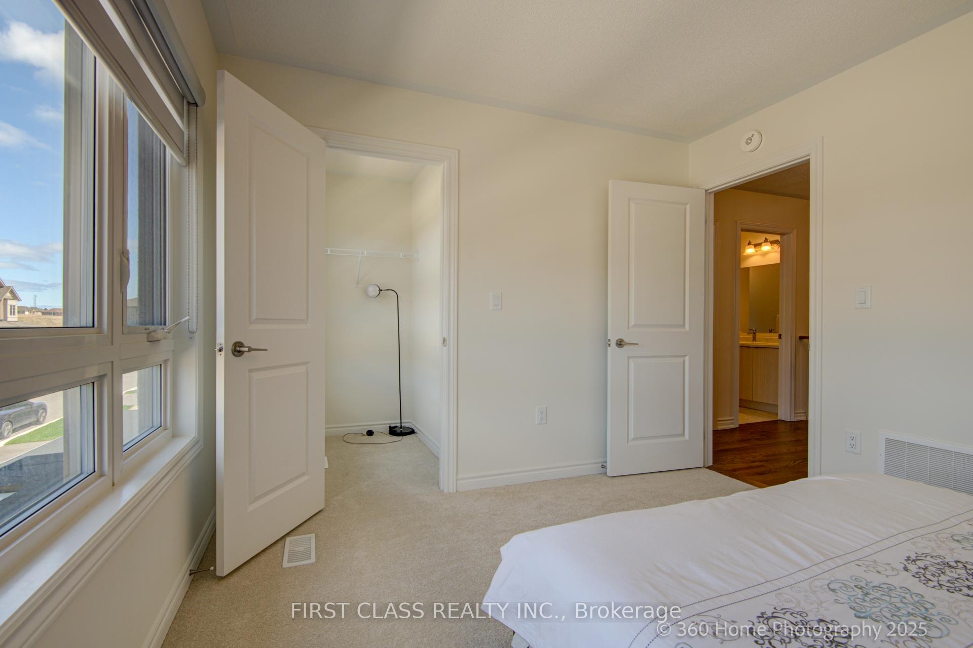Photo 18 of 86 Shepherd Drive, Barrie, Rural Barrie Southeast — HOMEH
